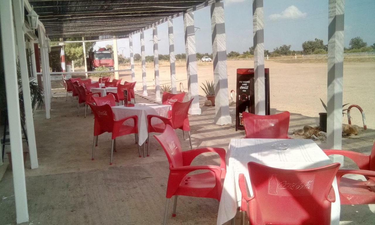 Hostal La Ponderosa Sancti Spíritus Kültér fotó